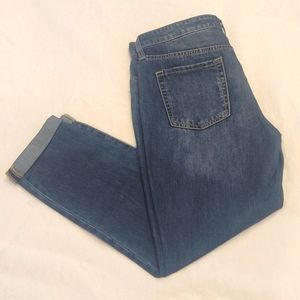 Cropped GAP Boyfriend Jeans